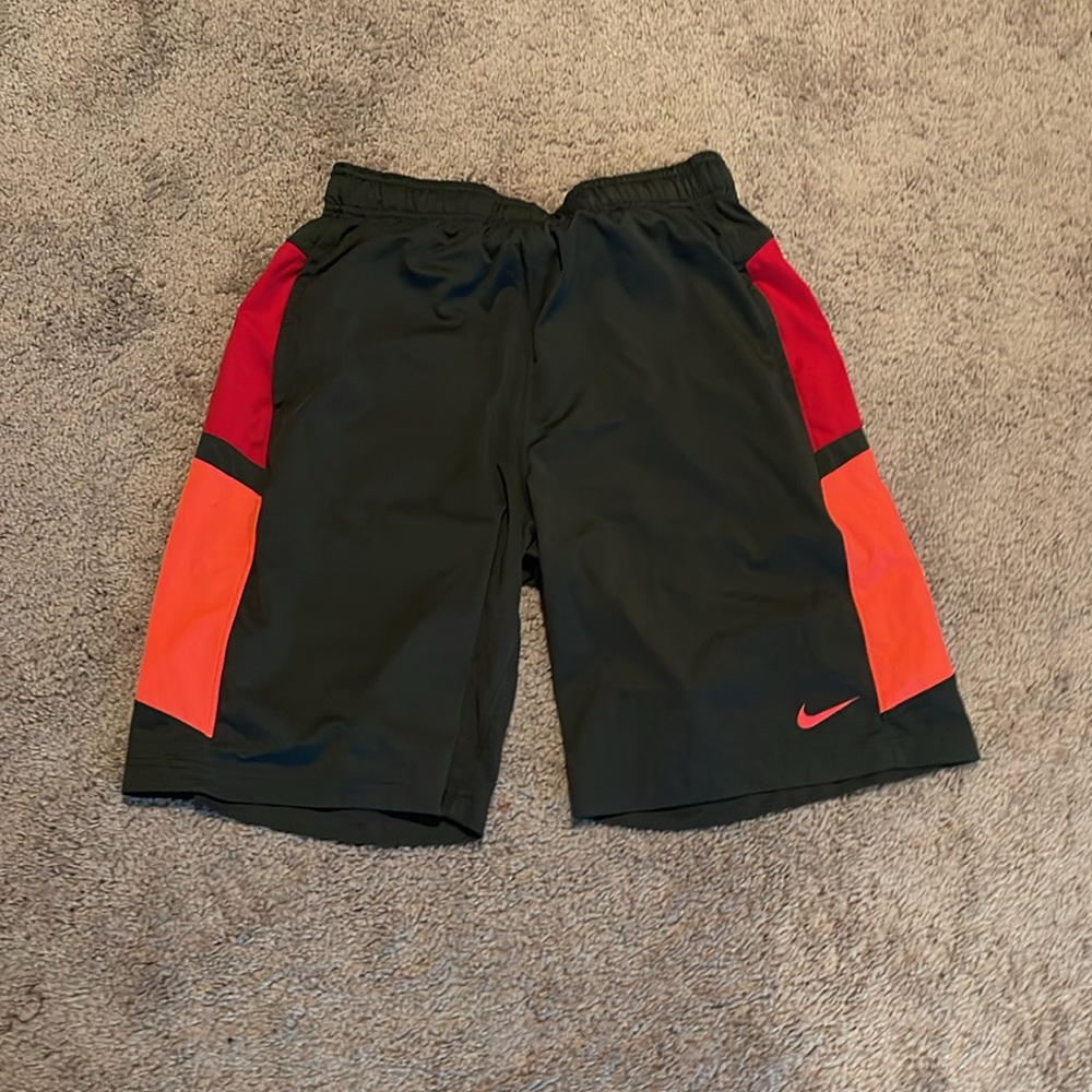Nike shorts medium